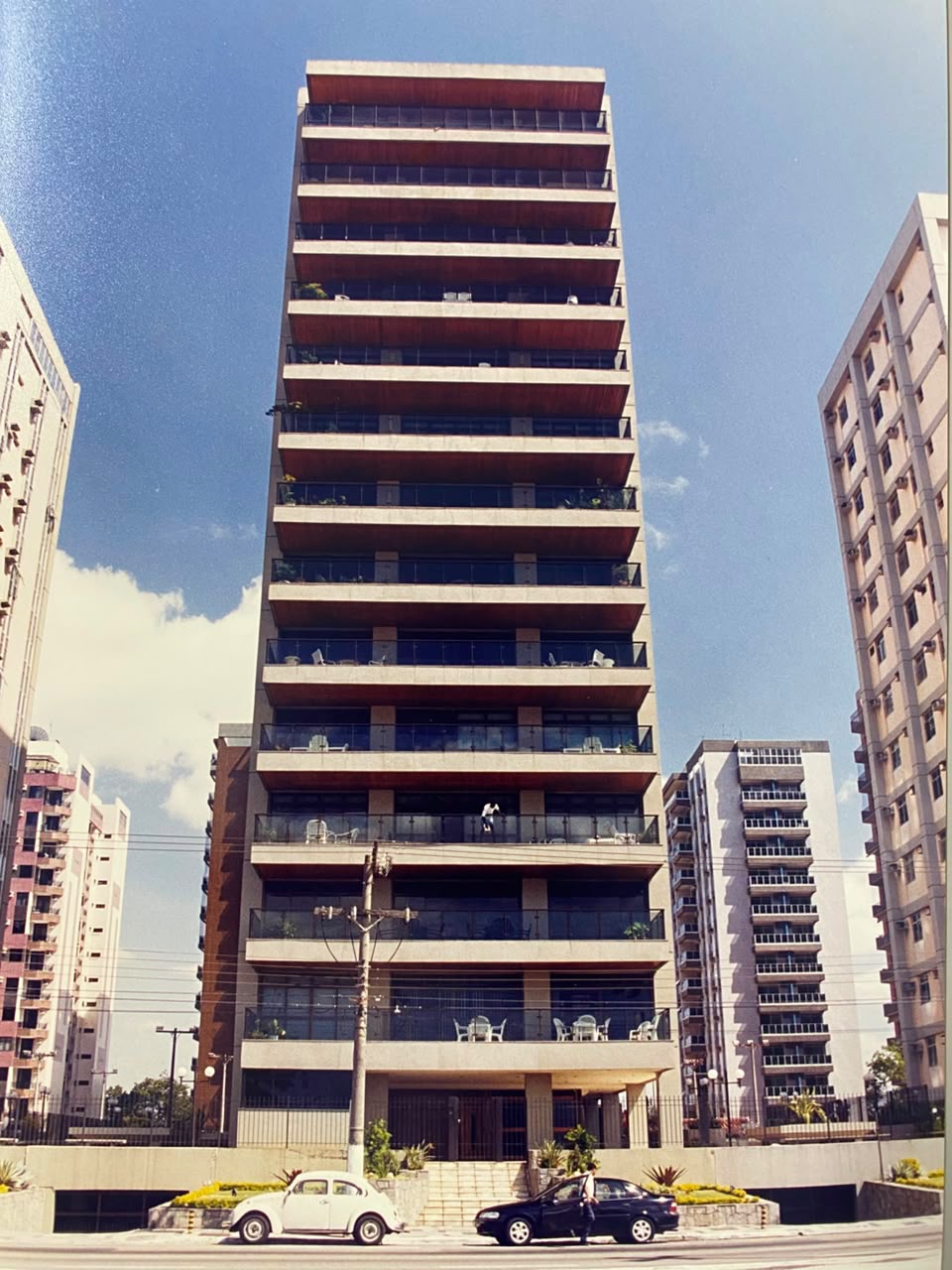 Ed. Praia Vermelha — Retrofit