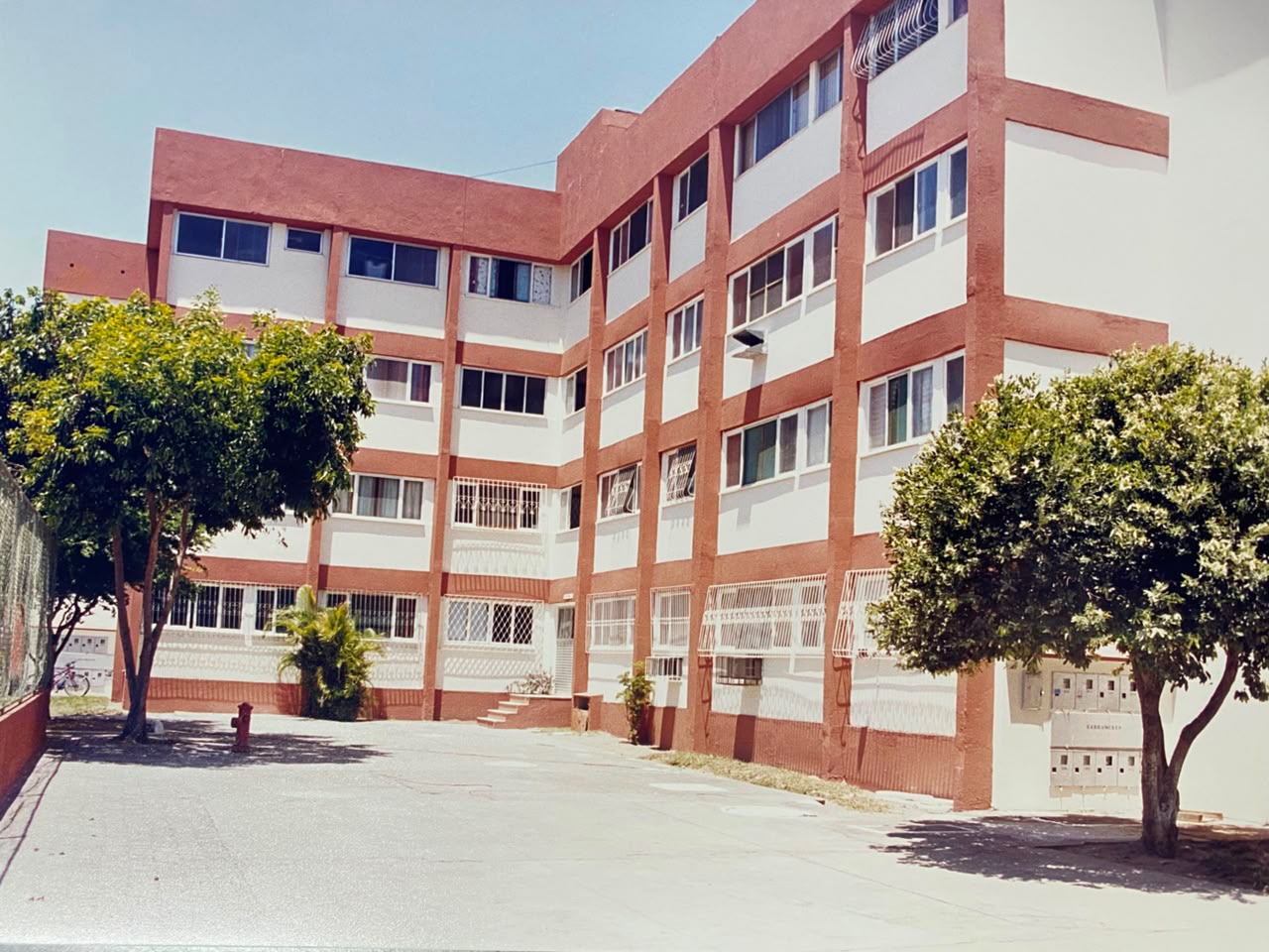 Condomínio Itaparica Mar — Reforma dos 123 prédios